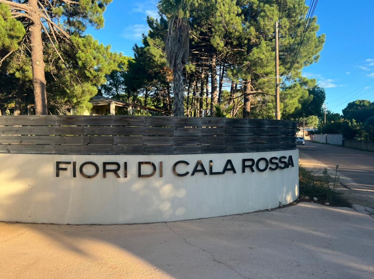 Fiori Di Cala Rossa Residence Hoteliere ليسي المظهر الخارجي الصورة