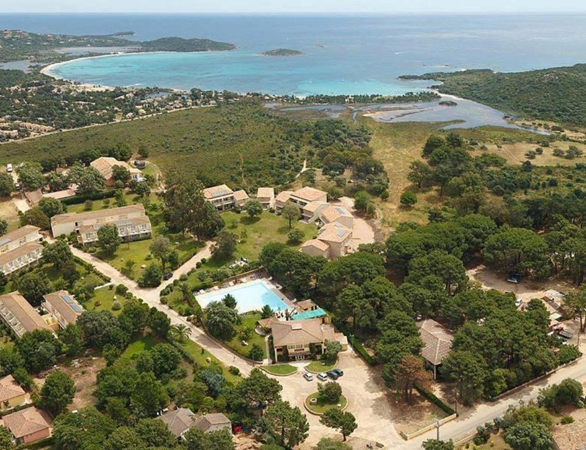 Fiori Di Cala Rossa Residence Hoteliere ليسي المظهر الخارجي الصورة
