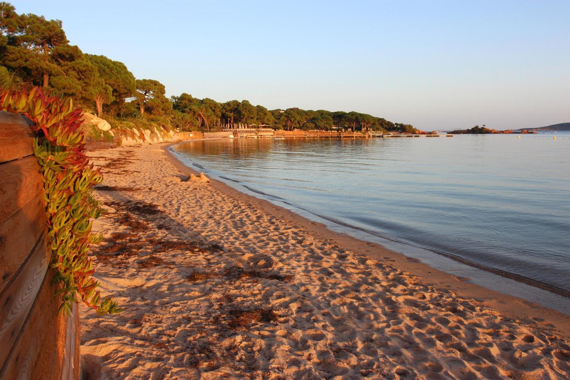 Fiori Di Cala Rossa Residence Hoteliere ليسي المظهر الخارجي الصورة